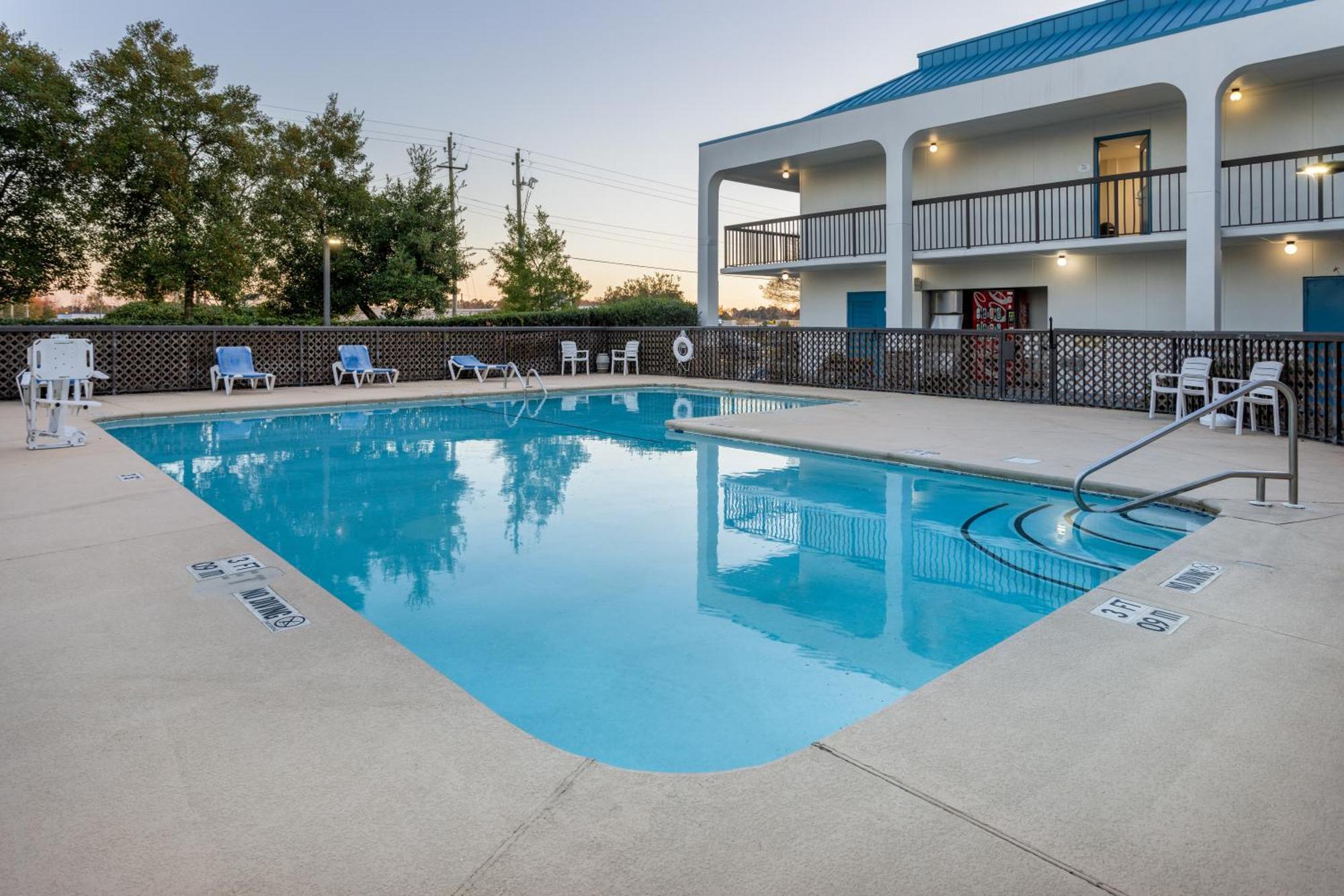 Baymont By Wyndham Camp Lejeune Jacksonville Ngoại thất bức ảnh
